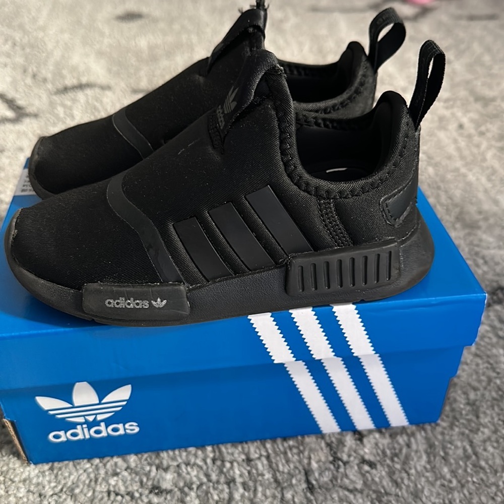 Adidas NMD 360 Toddler Sneaker Size 9